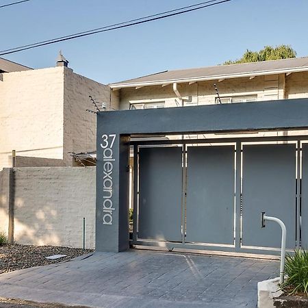 37 Alexandra Avenue, Self Catering Executive Apartment No Load Shedding And Water Outages ヨハネスブルグ エクステリア 写真